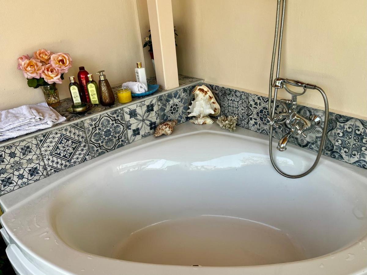 Holiday Oasis With Private Patio And Hammam-Style Bath In Chora-Pithagoreo, Samos Island Villa Питагорио Екстериор снимка